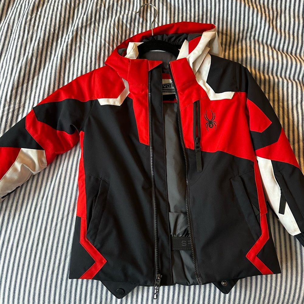 Spyder Kids Red and Black Ski Jacket 5T Snow Jacket Boys/Girls